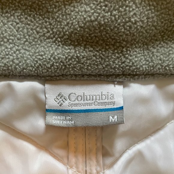 Columbia Grey and White Vest-Size M - Picture 7 of 8